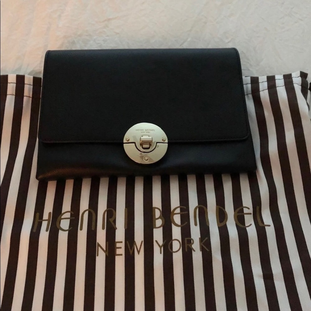 Henri bendel clutch